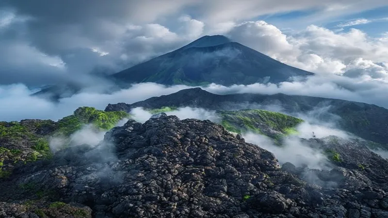 Ascension de la Soufrière : 8 conseils indispensables pour réussir votre randonnée